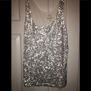 2/$12 💜 Old Navy silver sequin top